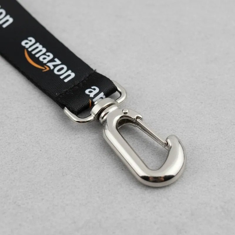 Lanyards de raso premium personalizados full color con mosquetón de zamak y sujeción superior.