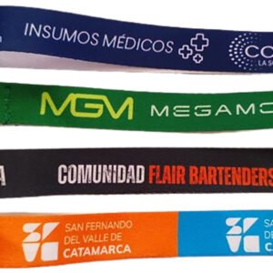Llaveros cortos corporativos de raso premium personalizados full color con argolla sin fin
